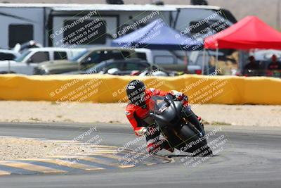 media/Apr-10-2022-SoCal Trackdays (Sun) [[f104b12566]]/Turn 2 (1135am)/